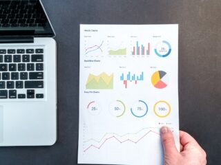 Google Analytics 4 vs Universal Analytics: 11 differences